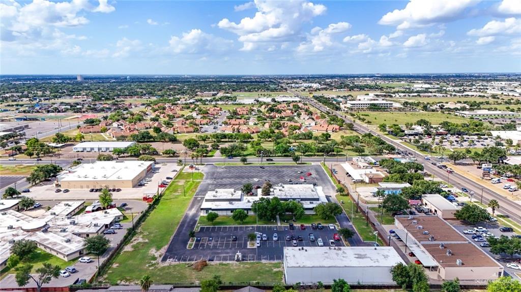 Photo 9 of 500 Hackberry Avenue