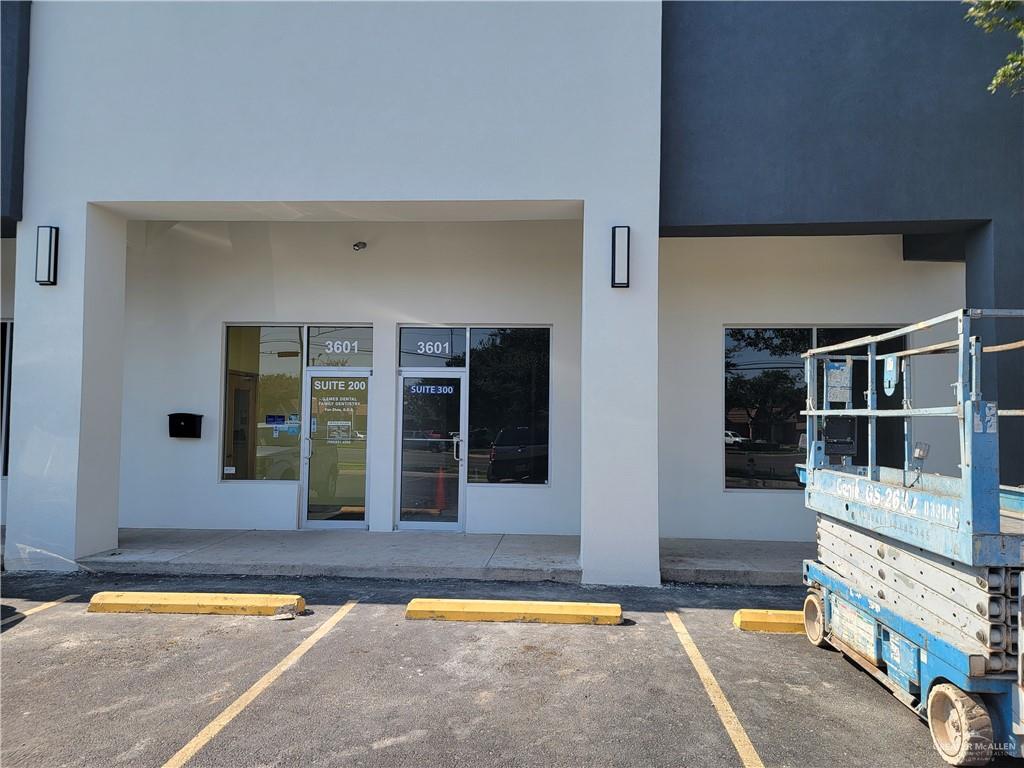 Photo 2 of 3601 Buddy Owens Boulevard