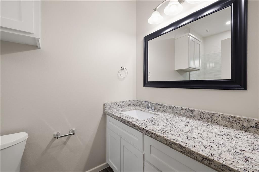 Photo 12 of 5805 Sandpiper Avenue #4