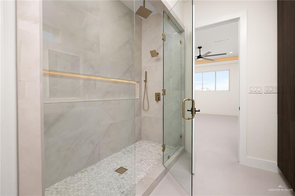 Photo 14 of 1816 Middleton Street