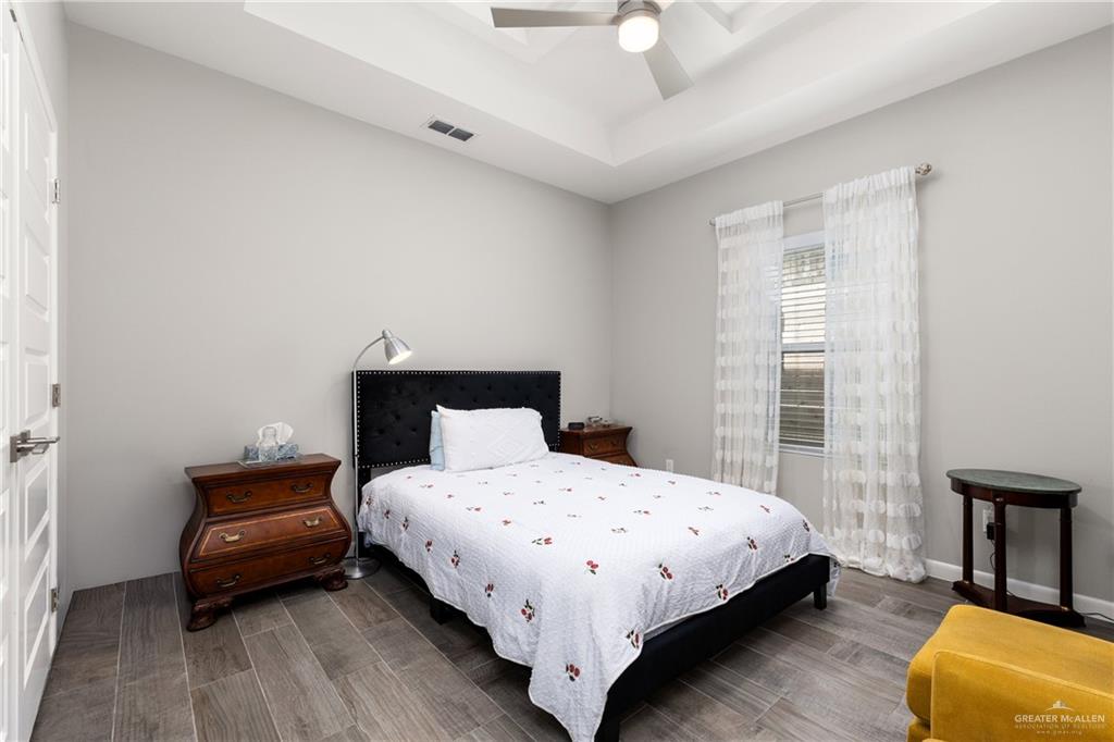 Photo 12 of 5816 Pelican Avenue