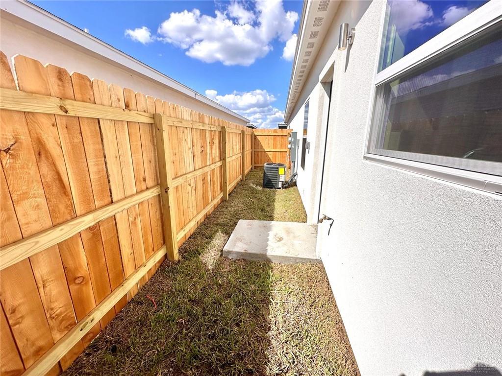 Photo 2 of 4004 Walnut Avenue #3