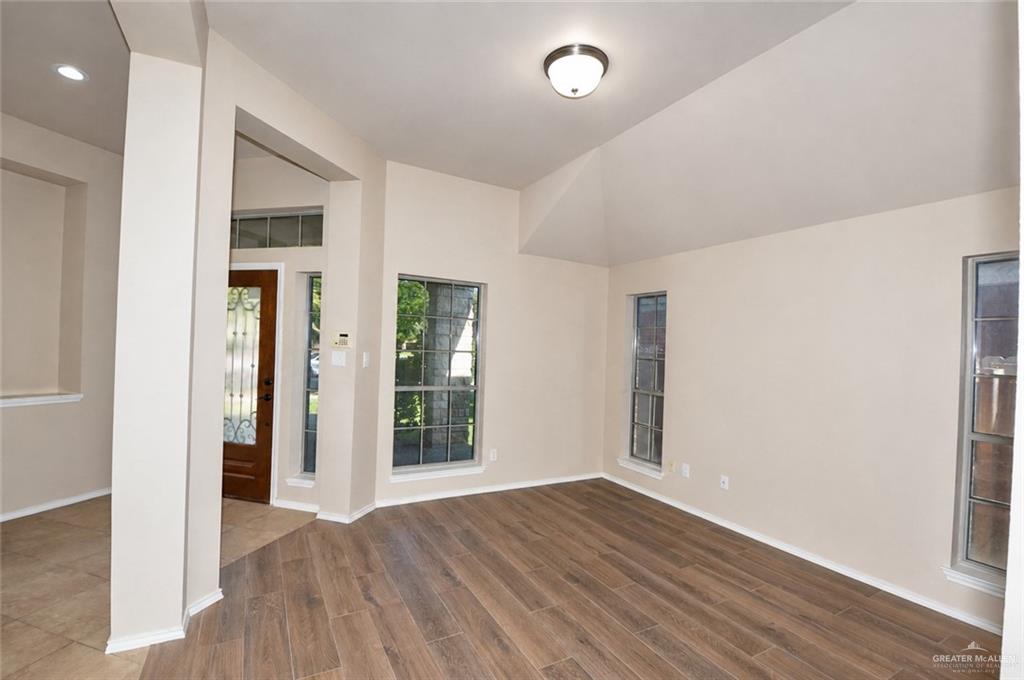 Photo 6 of 4400 Santa Olivia Street