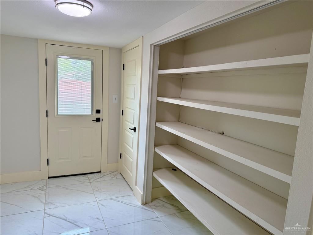 Photo 9 of 200 Camellia Avenue