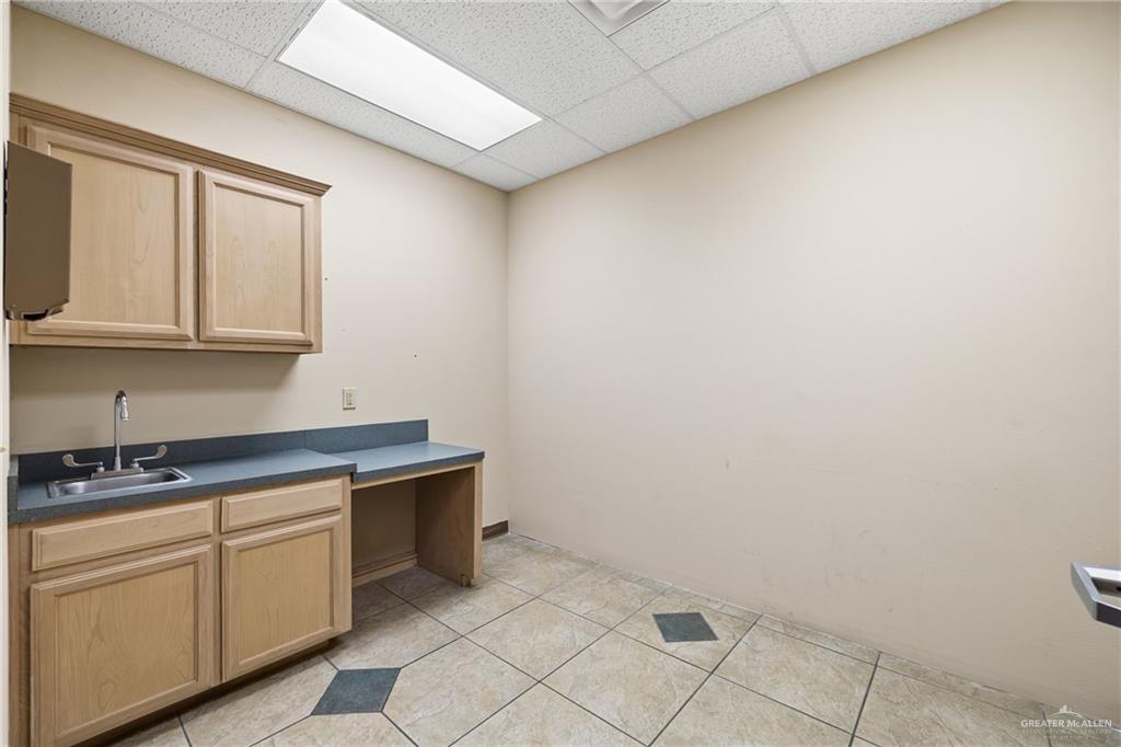 Photo 19 of 1200 Savannah Avenue #13
