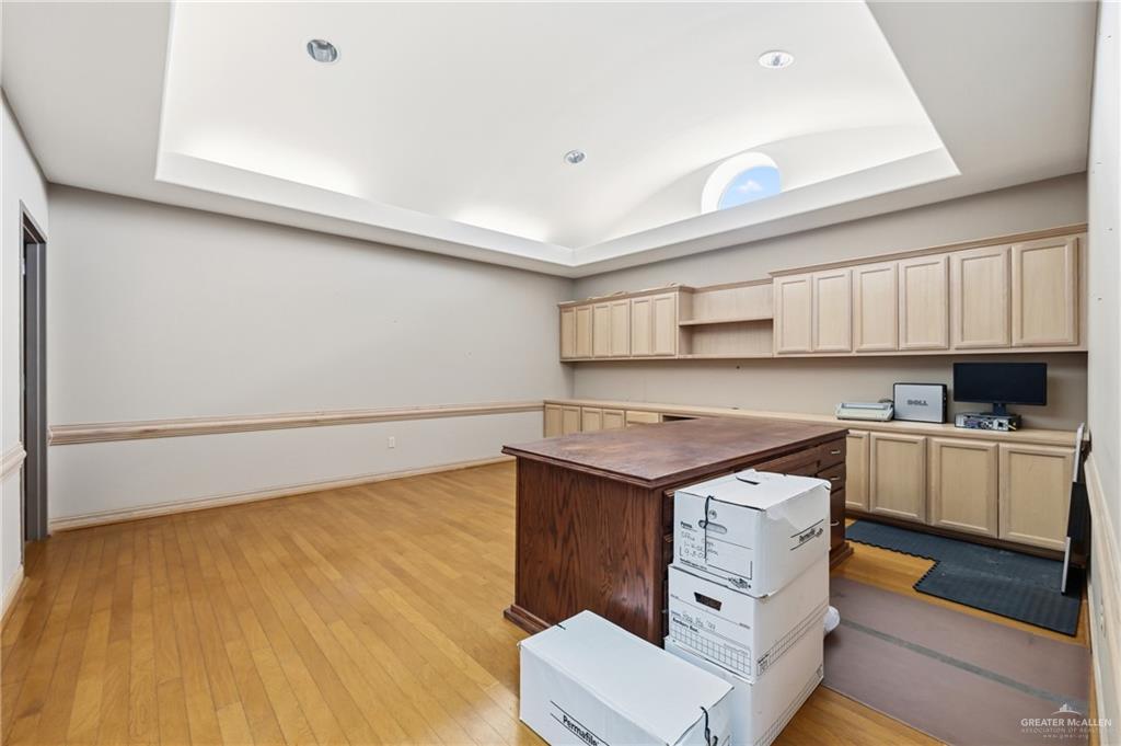 Photo 24 of 1200 Savannah Avenue #13