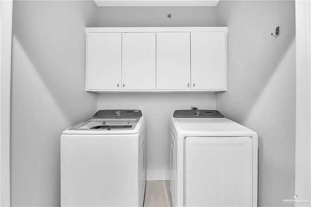 Photo 11 of 3016 L Street #1