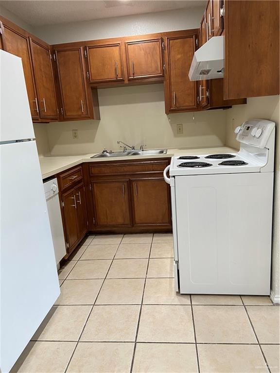 Photo 4 of 1500 Evergreen Avenue #62