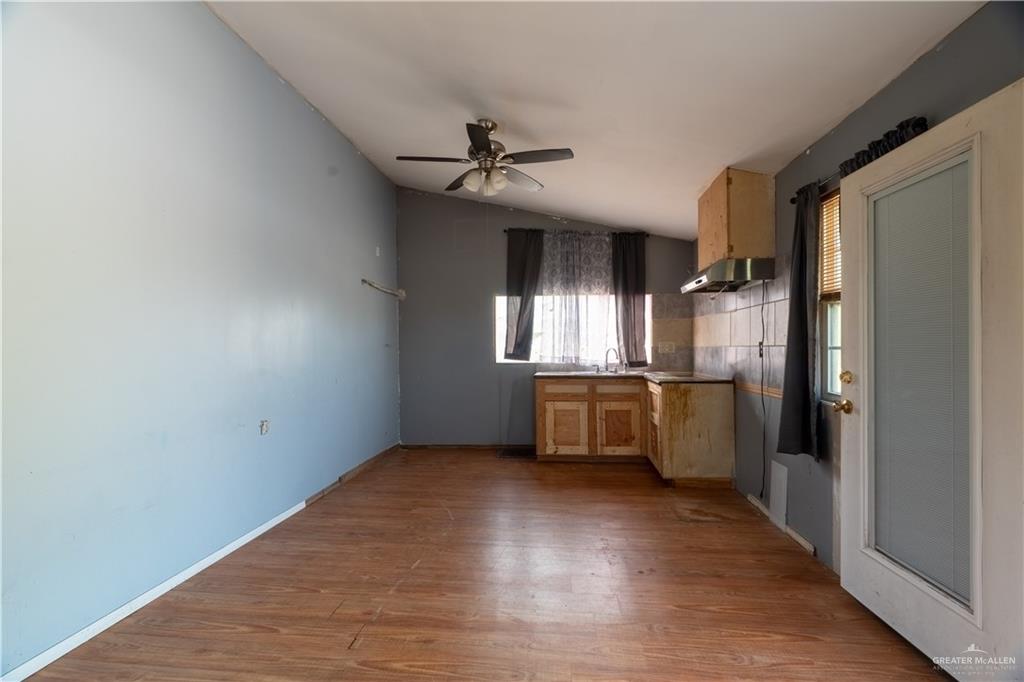 Photo 4 of 7005 San Isidro Street
