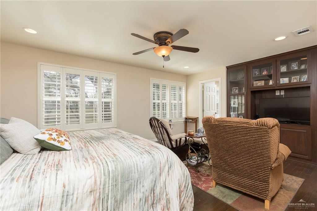 Photo 11 of 605 Hutto Road