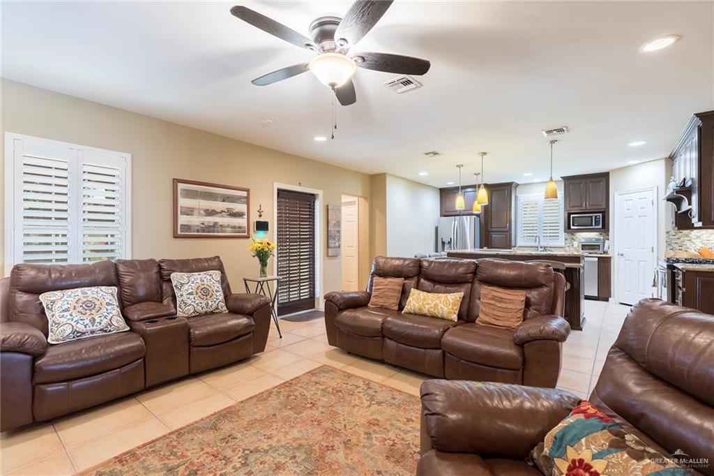 Photo 8 of 605 Hutto Road