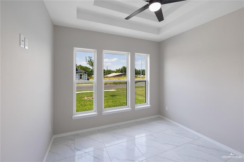 Photo 8 of 3717 Diamondhead Avenue