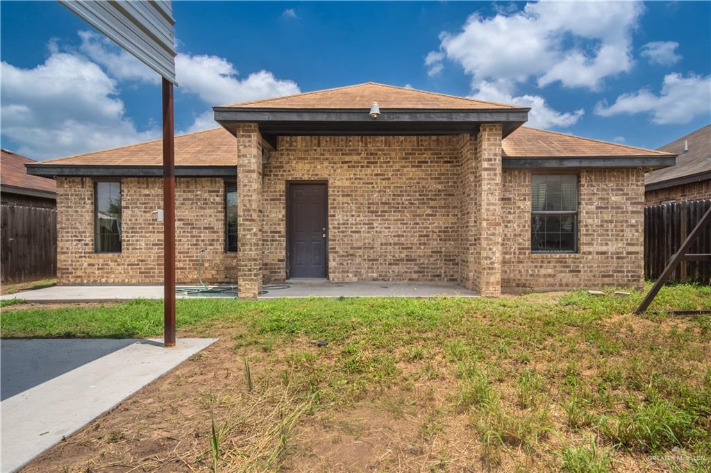 Photo 16 of 824 Dawes Avenue