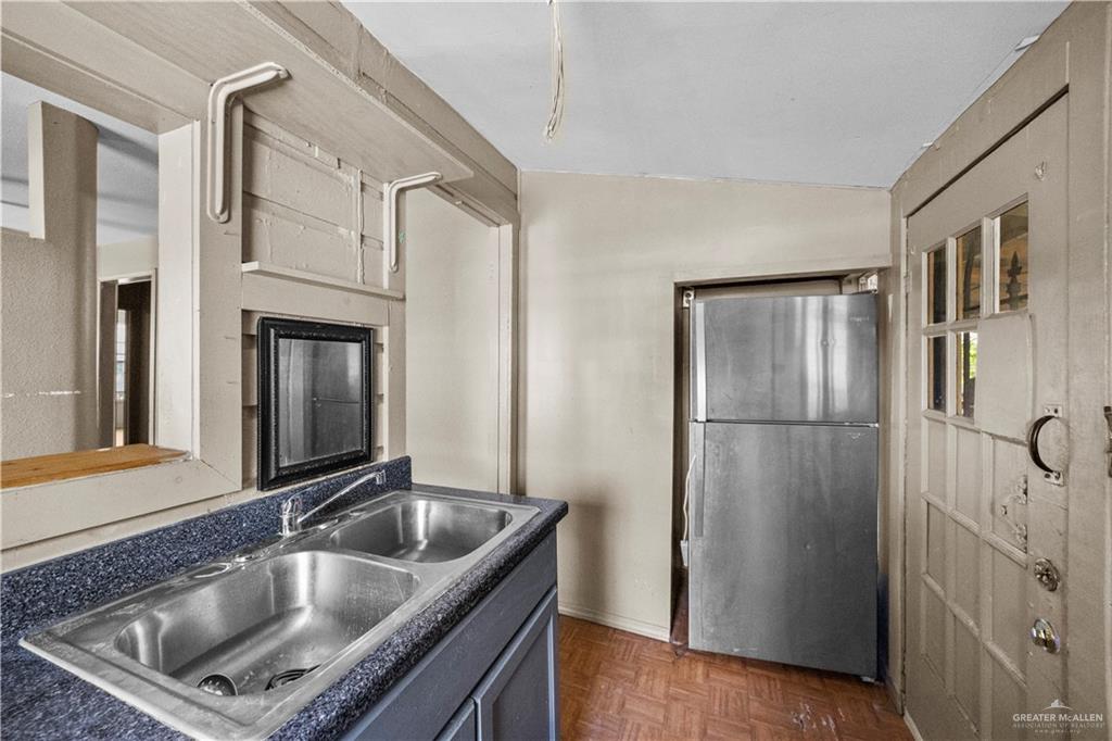 Photo 12 of 404 20th Street