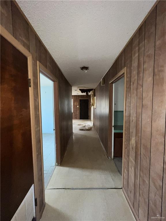 Photo 8 of 608 Hackberry Avenue