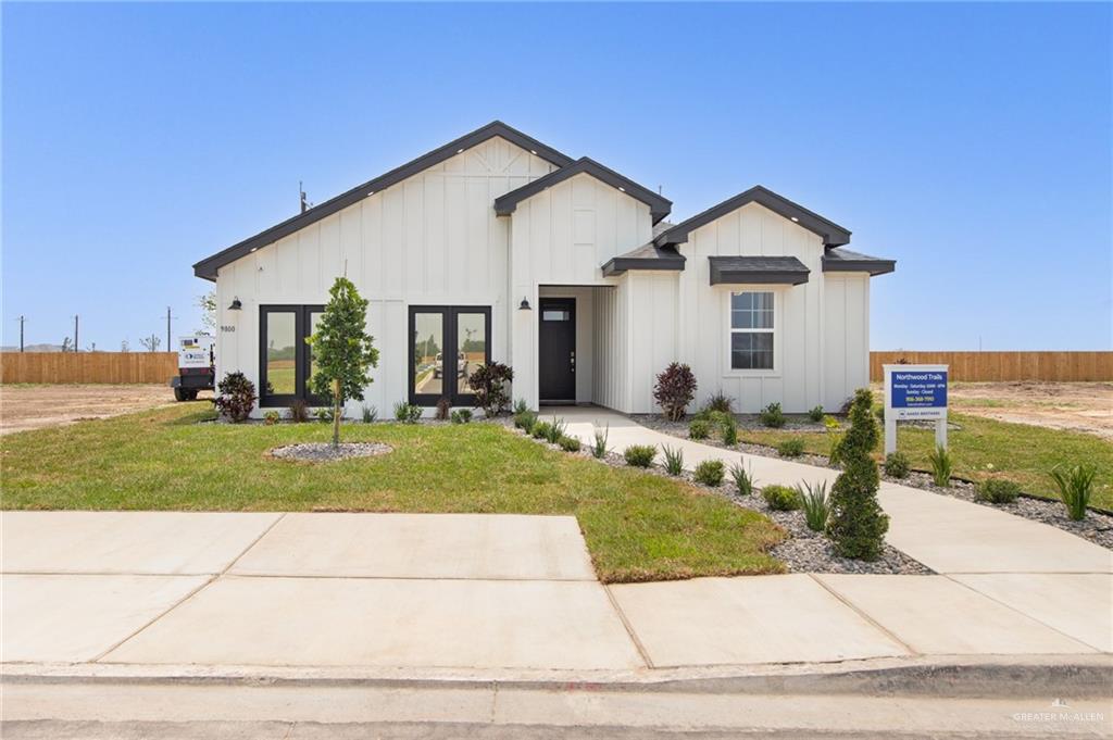 Photo 4 of 4909 Oleander Avenue