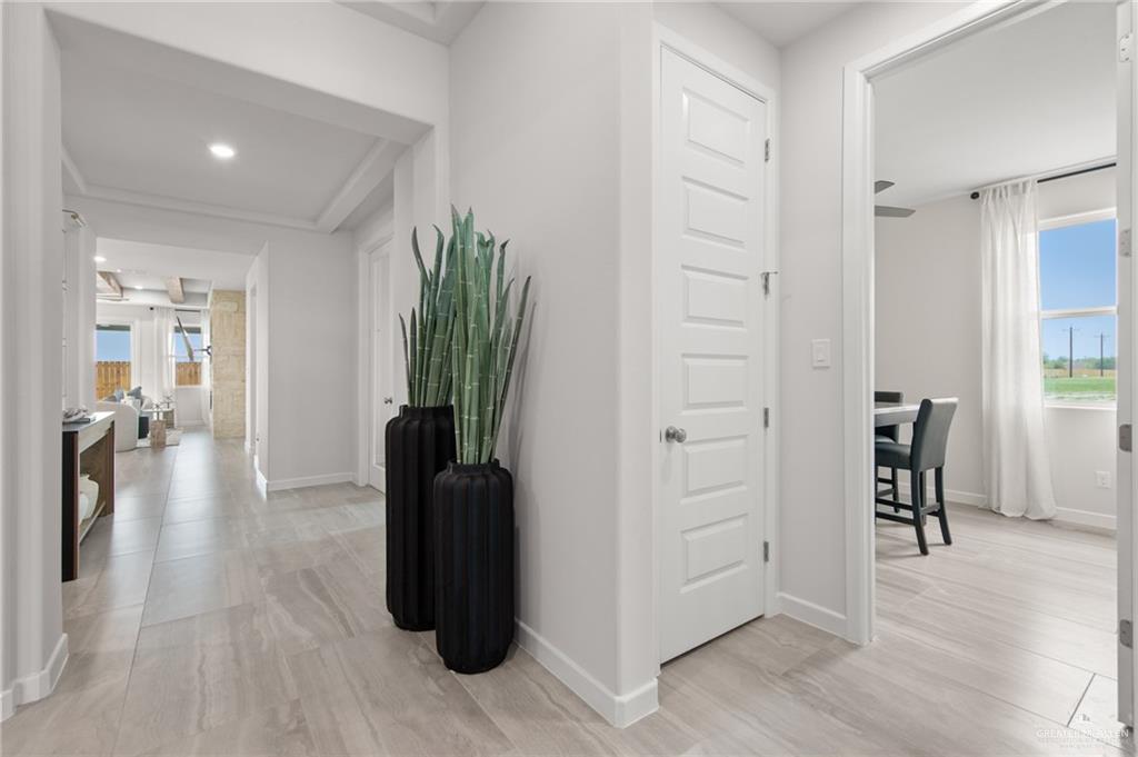 Photo 8 of 4909 Oleander Avenue