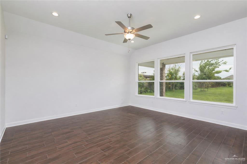 Photo 7 of 14801 Brazos Circle