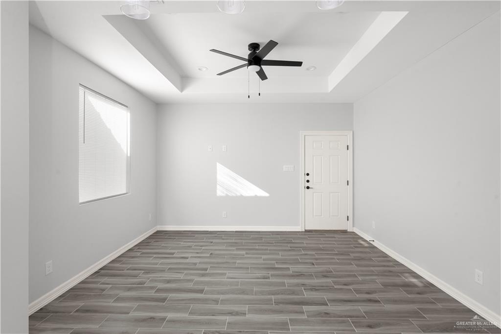Photo 6 of 504 Emerald Avenue #1