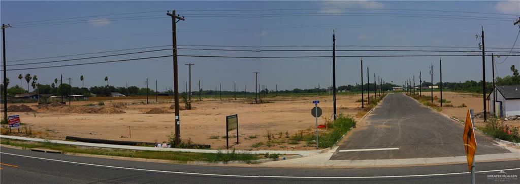 Photo 2 of 202 Royal Palm Drive