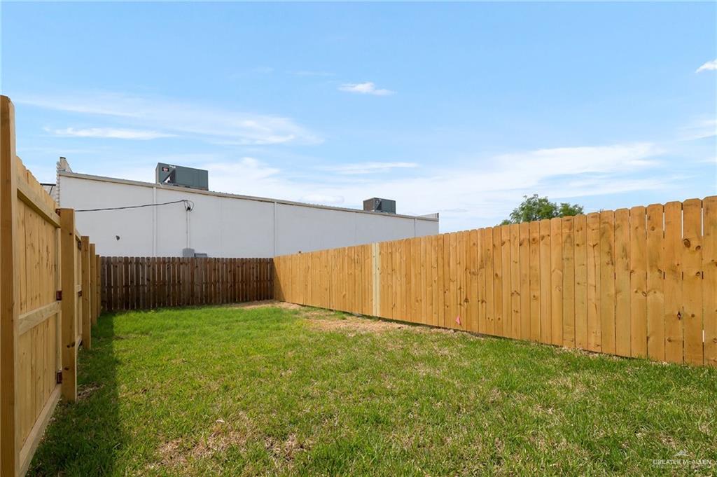 Photo 12 of 3842 Mezcal Drive #4 Upstairs