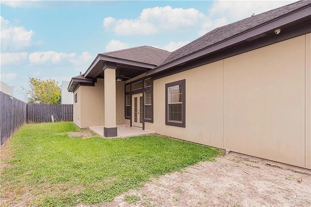 Photo 16 of 2433 7th Street