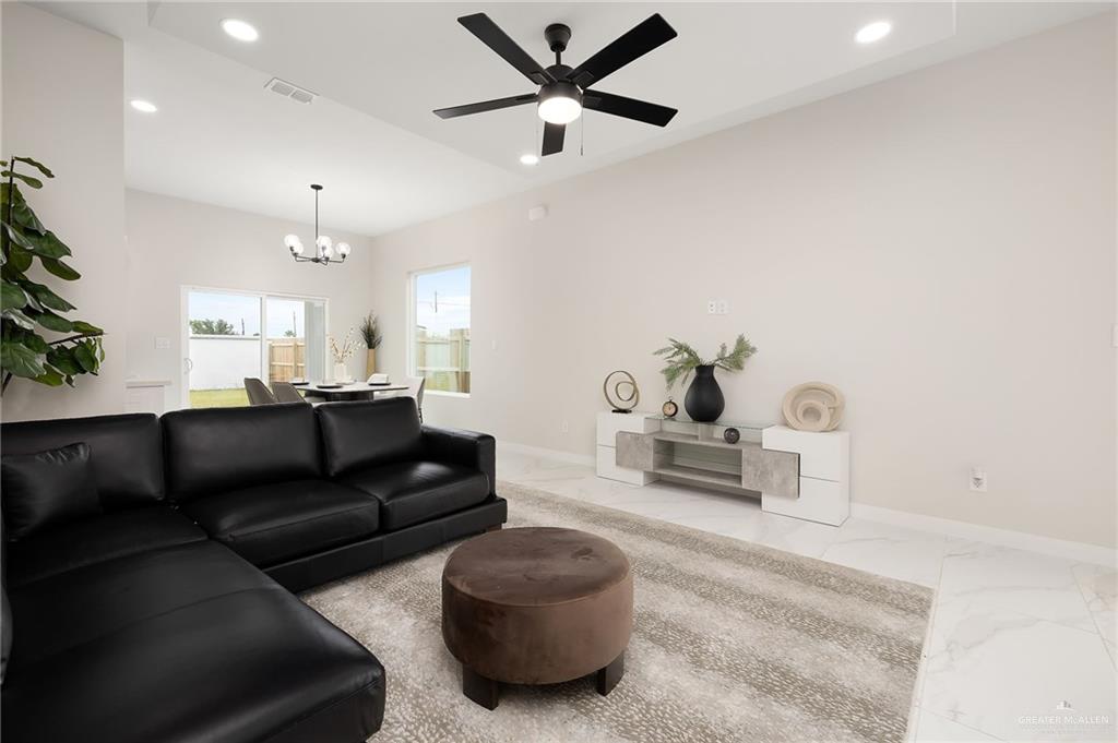 Photo 5 of 2301 Gaytan Avenue