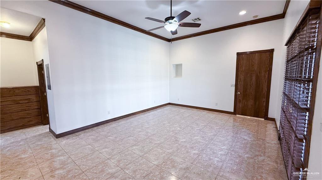 Photo 12 of 805 IJ Street