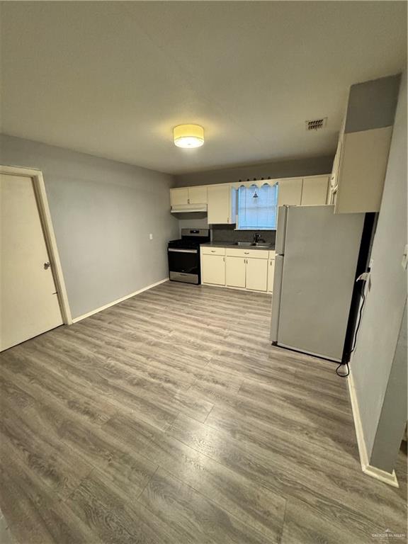 Photo 8 of 820 19th Avenue