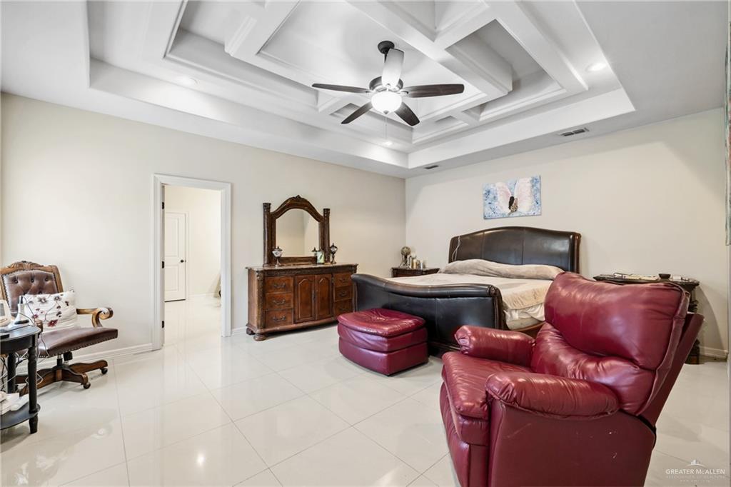 Photo 9 of 5104 Highland Avenue