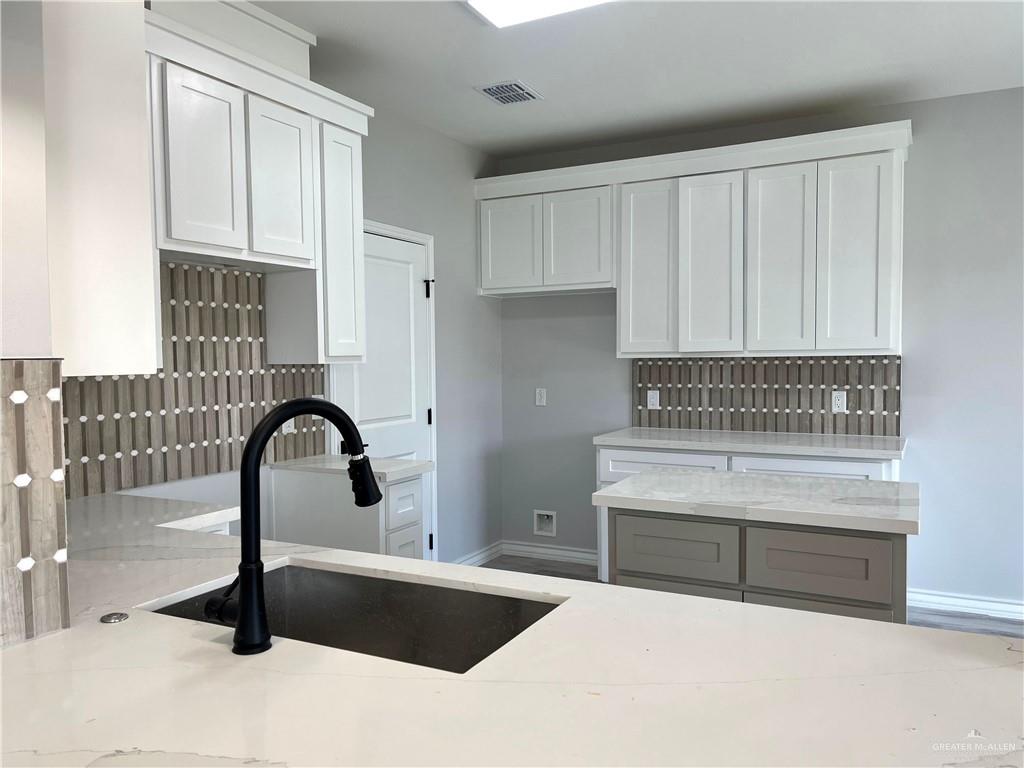 Photo 10 of 2332 Peking Street