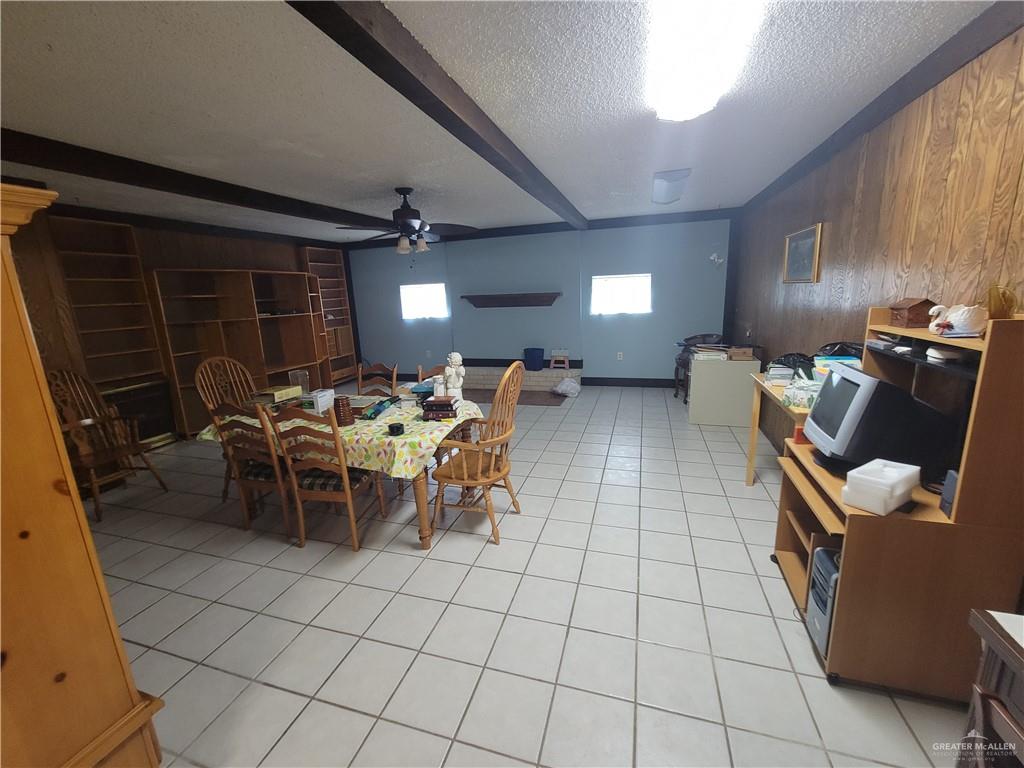 Photo 8 of 2508 Harvey Street