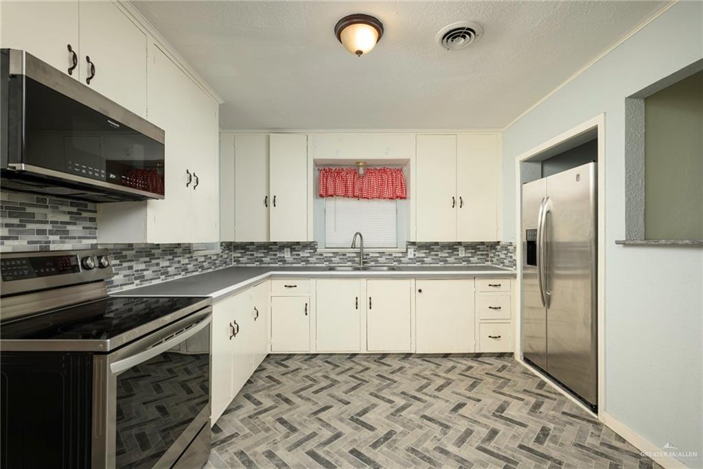 Photo 6 of 439 Van Eaton Avenue