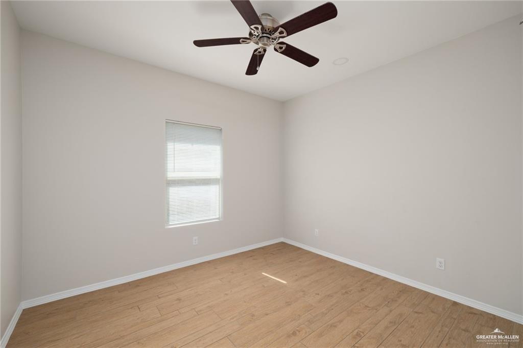 Photo 6 of 2708 Eisenhower Avenue #1