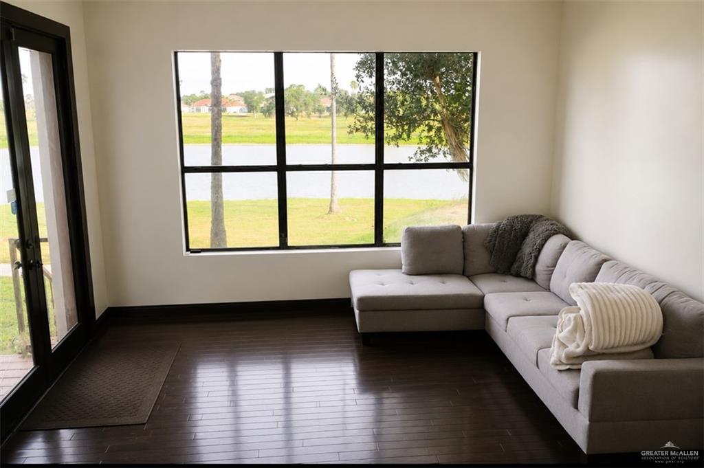 Photo 10 of 310 Rio Grande Drive