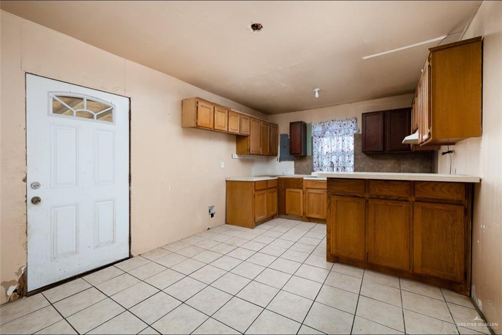 Photo 2 of 6304 Valencia Drive