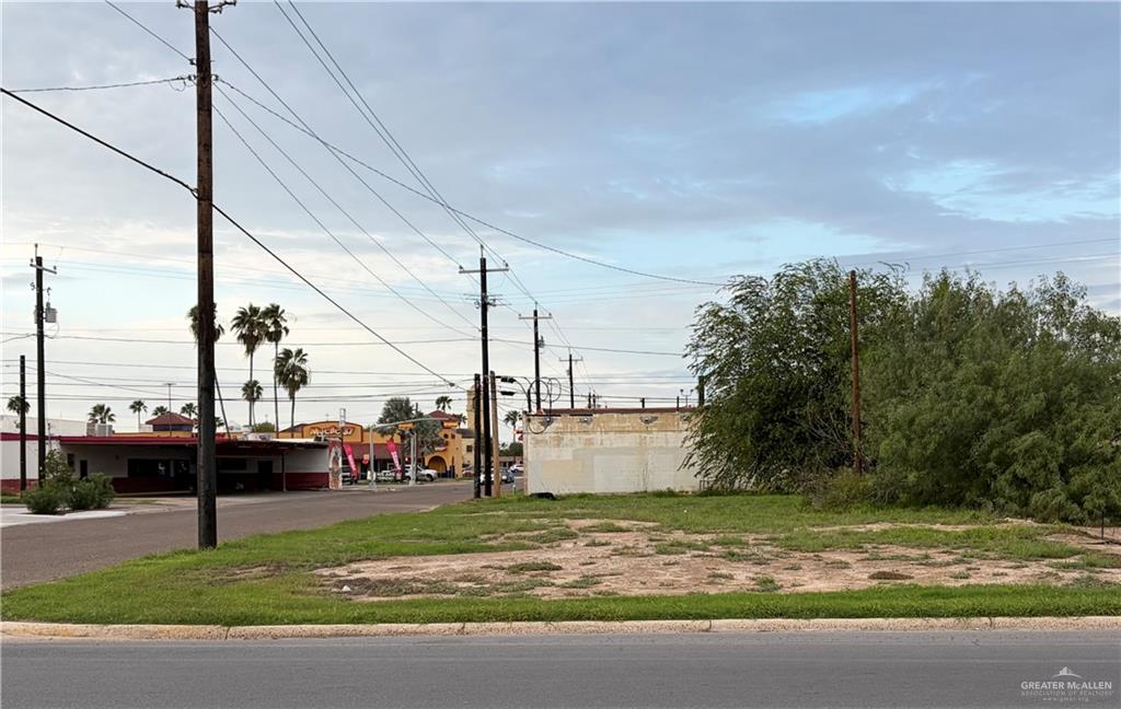 Photo 5 of 106 16th Avenue