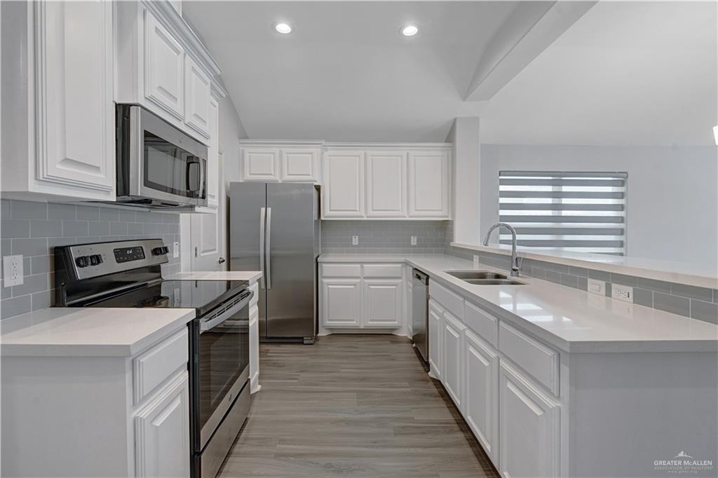 Photo 4 of 14221 Chalk Ridge Drive