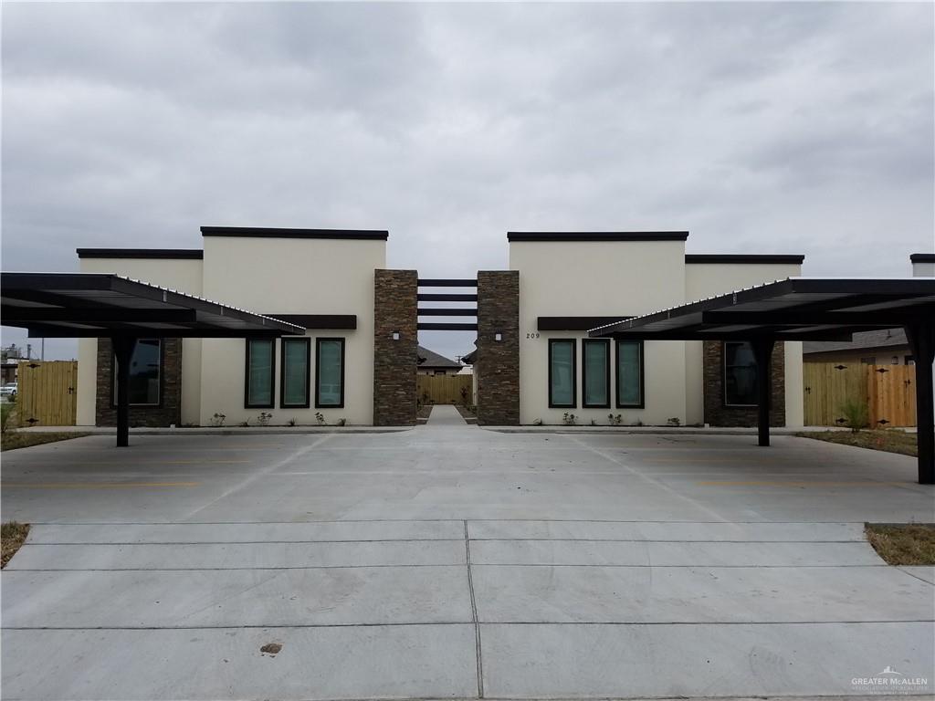 Photo 1 of 209 Teak Drive, Edinburg