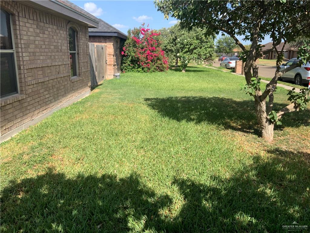 Photo 4 of 808 Bronze Avenue