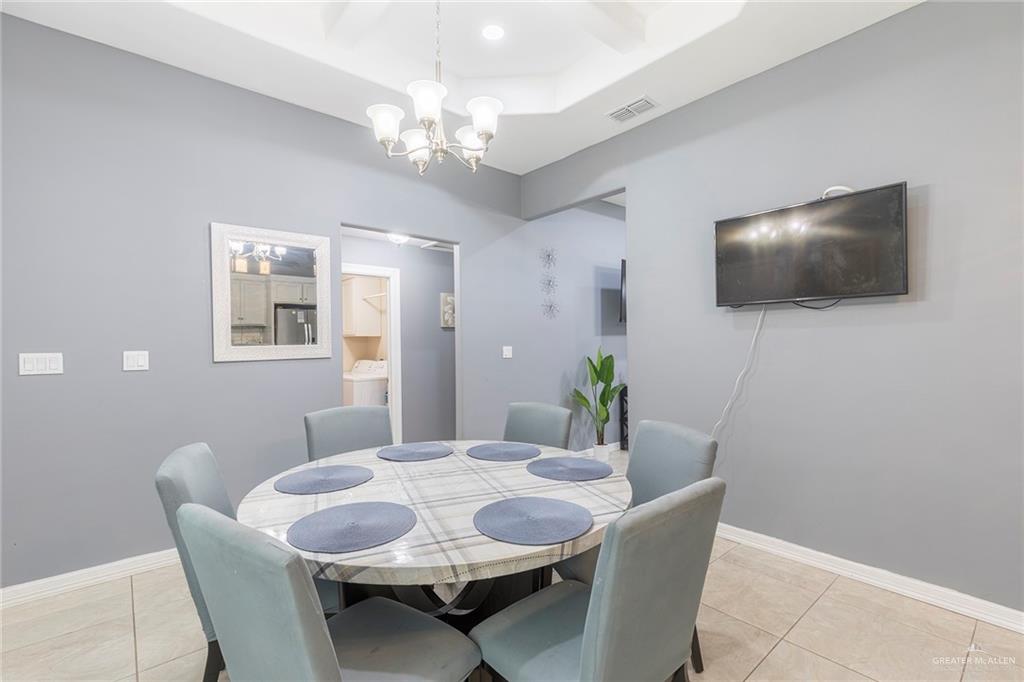 Photo 6 of 208 San Benito Street