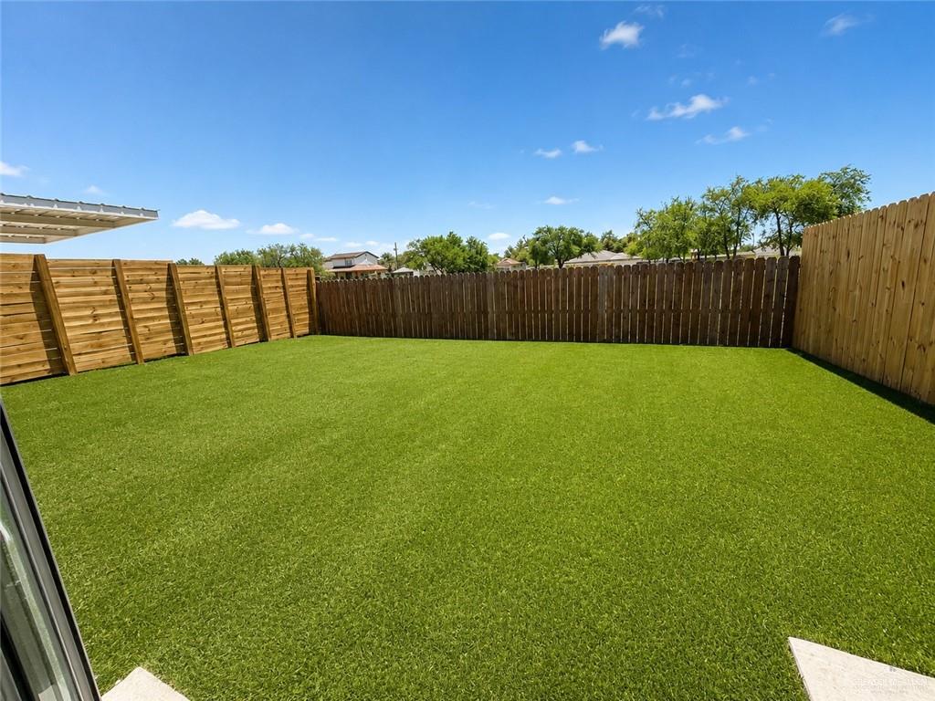 Photo 4 of 4309 Heron Avenue #1