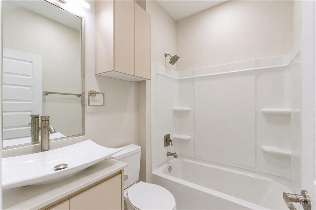 Photo 9 of 4309 Heron Avenue #1