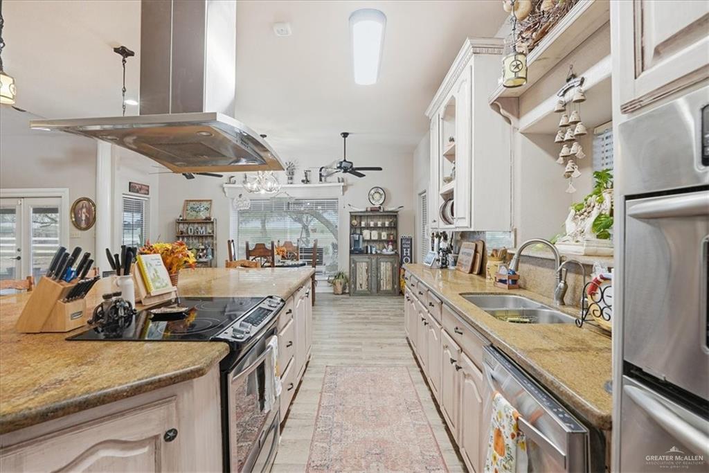 Photo 37 of 15561 US Highway 281 Highway