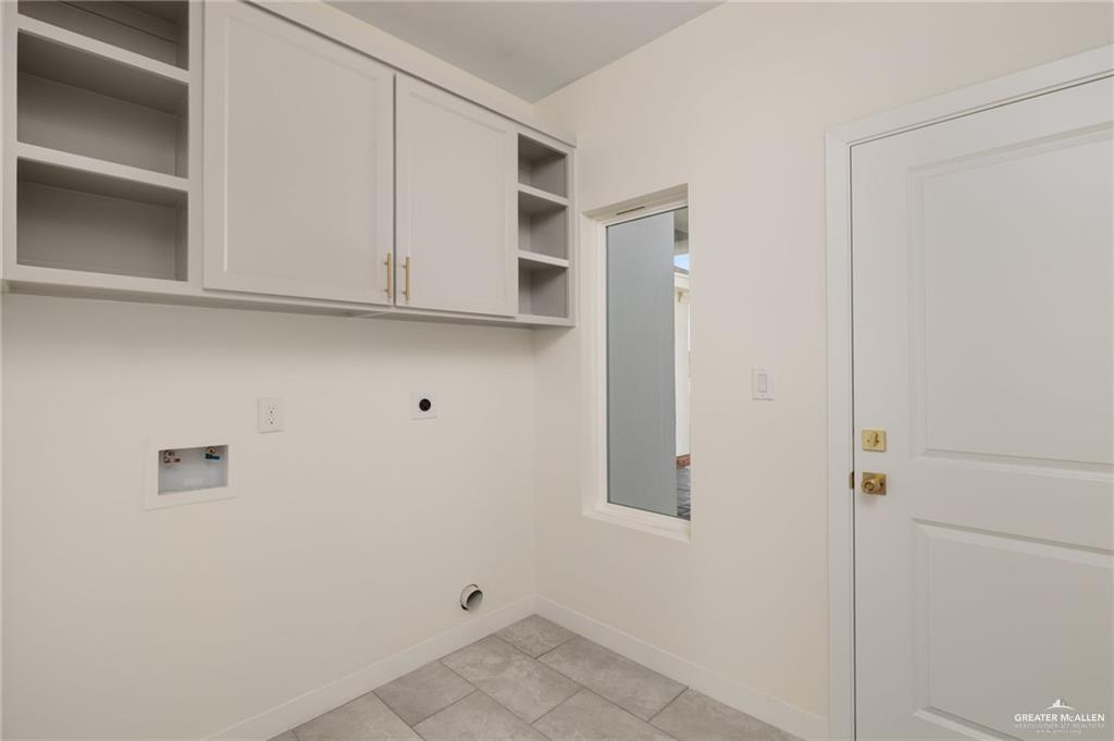 Photo 15 of 4000 San Gabriel Street