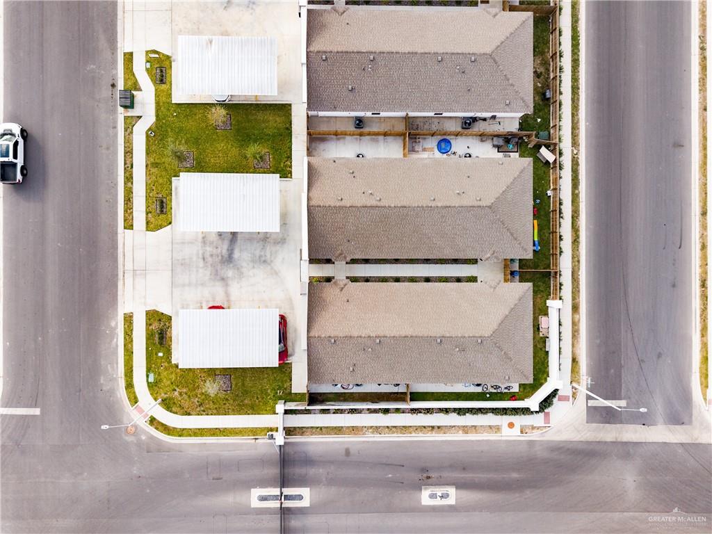 Photo 12 of 3400 Ventura Avenue #3