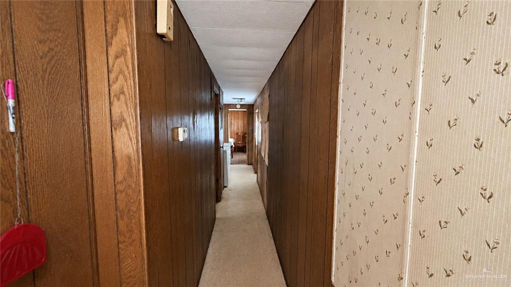 Photo 10 of 425 Oakwood Drive