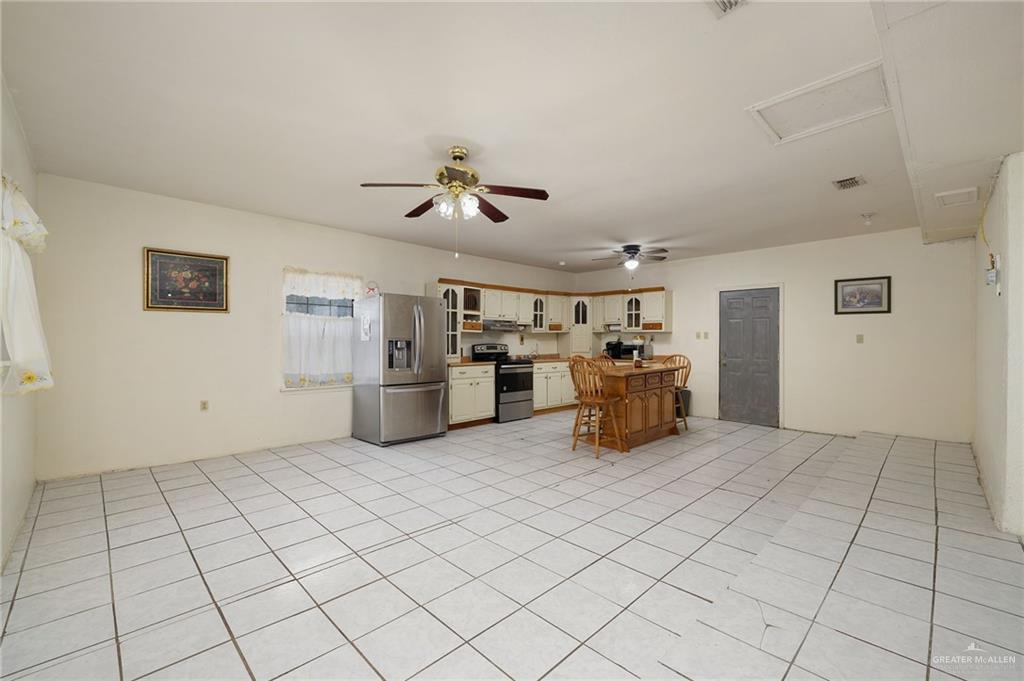 Photo 5 of 328 Albacore Street