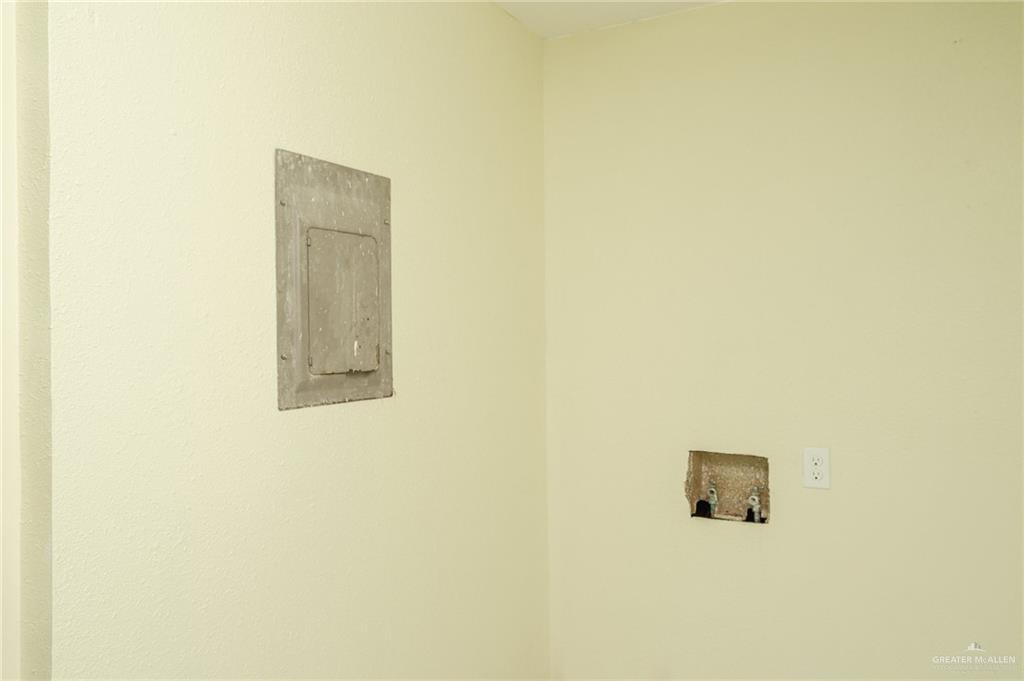 Photo 11 of 861 Sombra Street