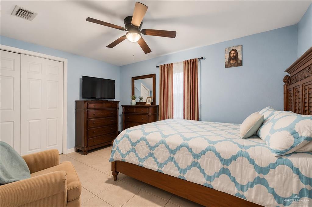 Photo 9 of 9400 Marisol Drive